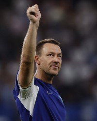 特里：很乐意看到切尔西签下大牌球员 本赛季最强球队是利物浦