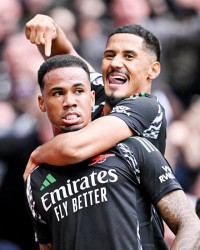 yl23455永利官网-【英超】加布“头”功，阿森纳1比0取胜，客场三杀热刺