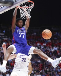 yl23455永利官网-贝利和埃奇库姆夏联首秀数据对比！名记：76人选埃奇库姆是对的