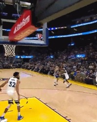 yl23455永利-两度隔扣唐斯不留情面！维金斯献勇士生涯最狂一战