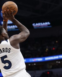 yl23455永利官网登录-克尼佩尔：爱德华兹还是个每场投10次三分的射手 那太不可思议了